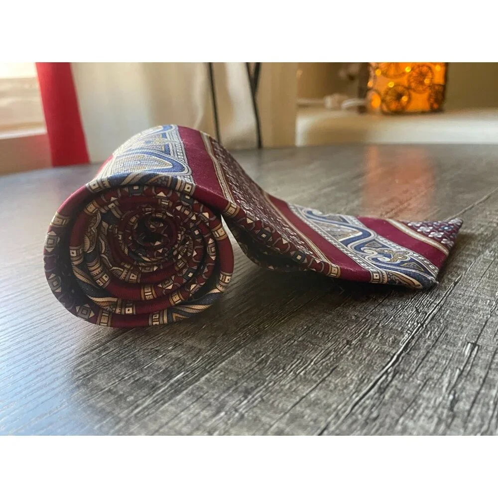 Vintage Oscar de la Renta 4” Wide Power Tie‎ - Burgundy Paisley & Geometric